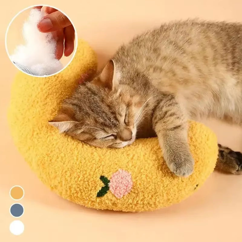 Pamper Your Furry Friends with the Cozy U-Shaped Pillow: The Dreamy Neck Support for Unmatched Naptime Bliss! 🐾💤